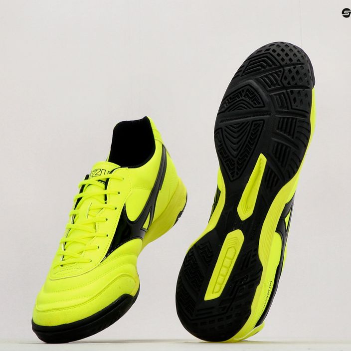 Men's football boots Mizuno Morelia Sala Classic IN yellow Q1GA220245 15