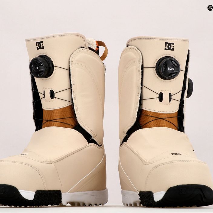 Women's snowboard boots DC Mora sand dollar 16