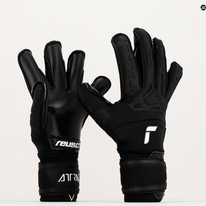 Reusch Attrakt Freegel Infinity Resistor goalkeeper gloves black 5270745 10