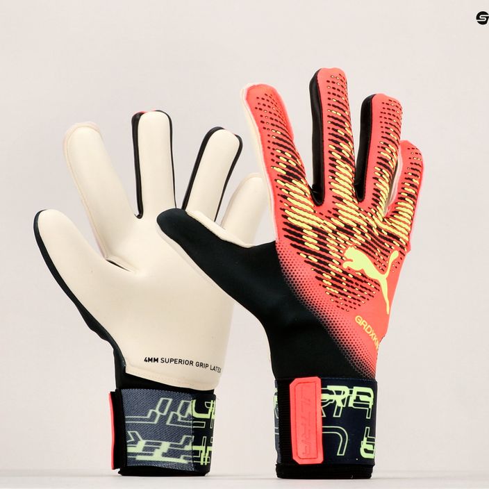 PUMA Ultra Grip 1 Hybrid goalkeeper gloves red 041827 02 7