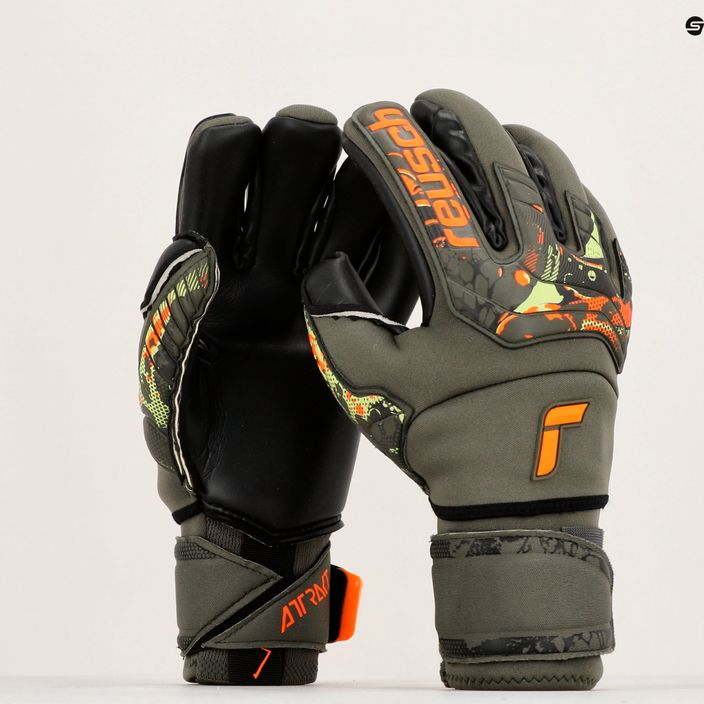 Reusch Attrakt Duo Ortho-Tec goalkeeper's gloves 5370050-5555 8