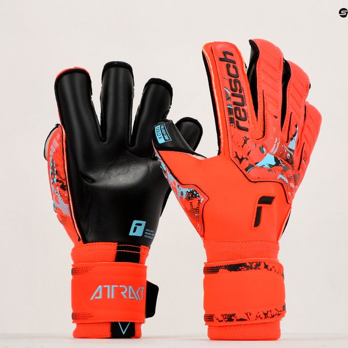 Reusch Attrakt Gold X Evolution Cut goalkeeper gloves red 5370964-3333 9