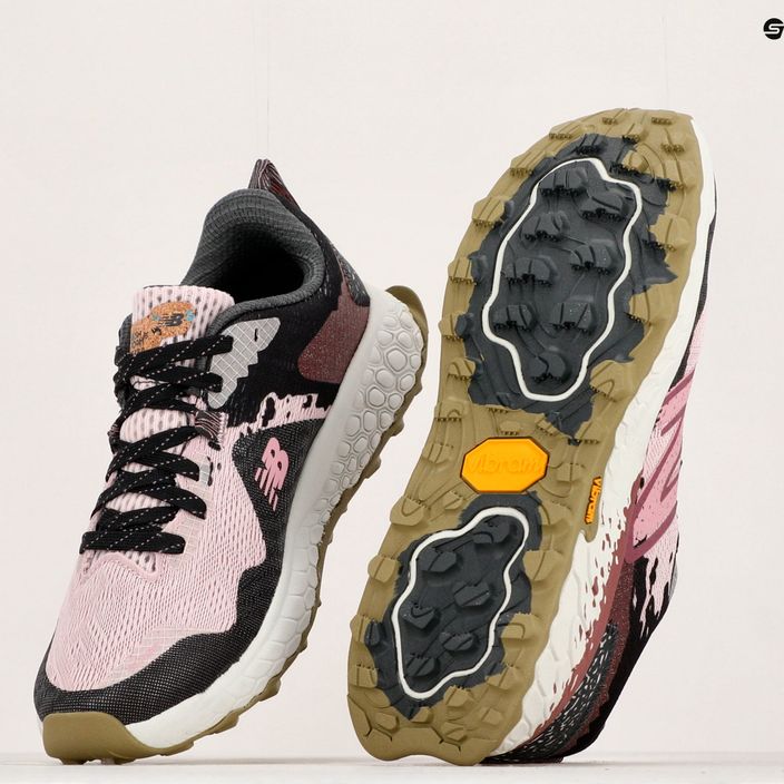 Women's running shoes New Balance Fresh Foam Hierro v7 pink WTHIERO7.D.080 23