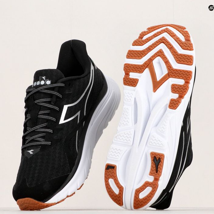 Men's running shoes Diadora Equipe Nucleo black DD-101.179094-C3513 17