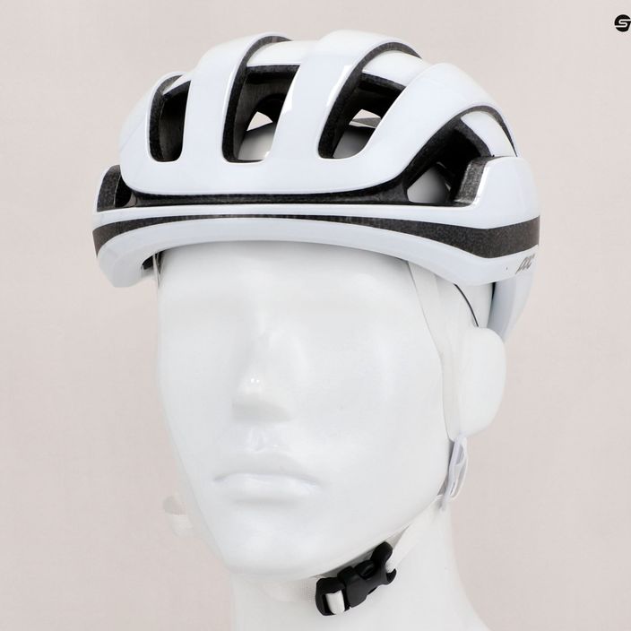 Bicycle helmet POC Omne Lite hydrogen white 8