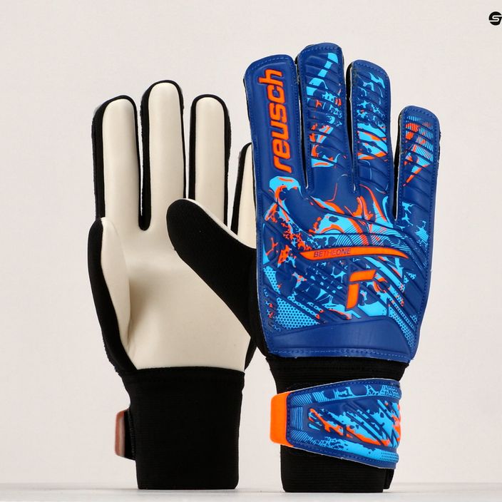 Reusch Attrakt Starter Solid goalkeeper's gloves blue 5370514-4016 10