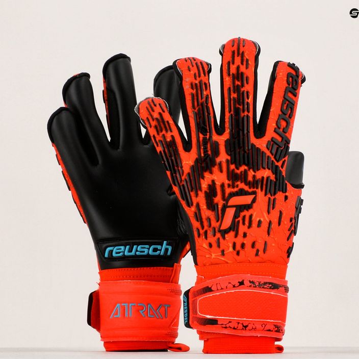 Reusch Attrakt Freegel Gold Evolution Cut goalkeeper gloves red 5370135-3333 9