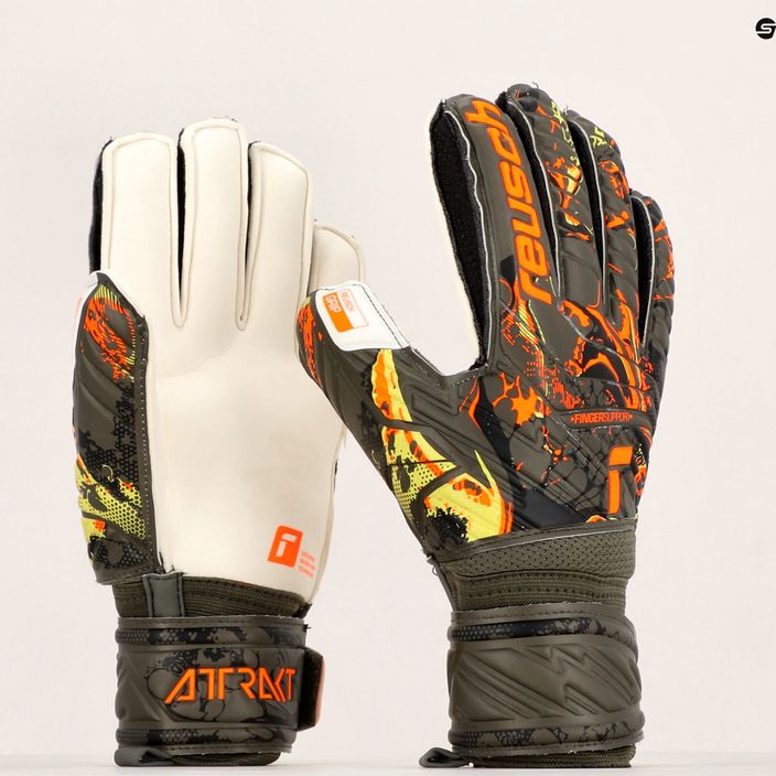 Reusch Attrakt Grip Finger Support goalkeeper's gloves green-orange 5370010-5556 10