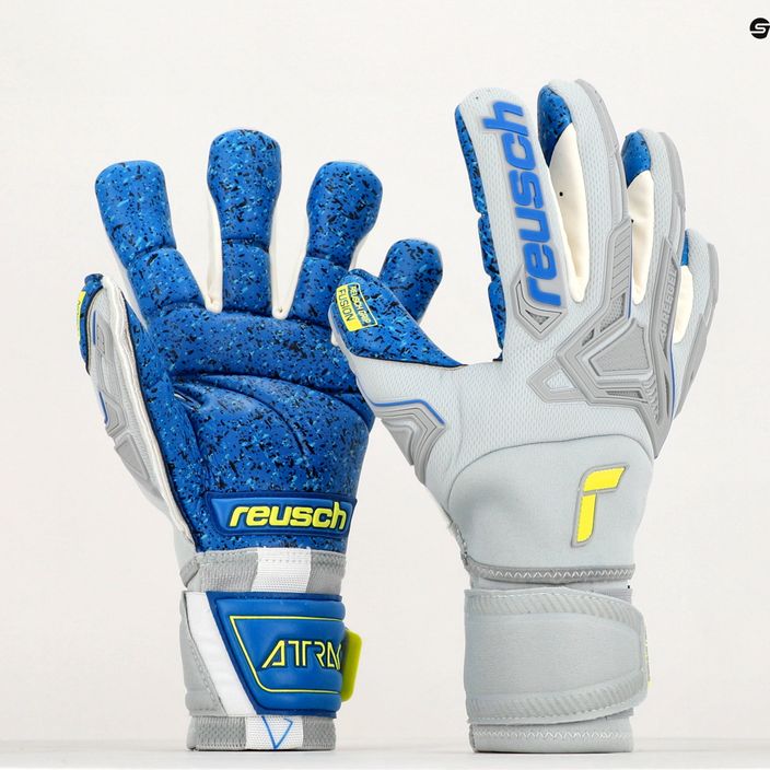 Reusch Attrakt Freegel Fusion Ortho-Tec Goalkeeper Gloves grey 5270990 9
