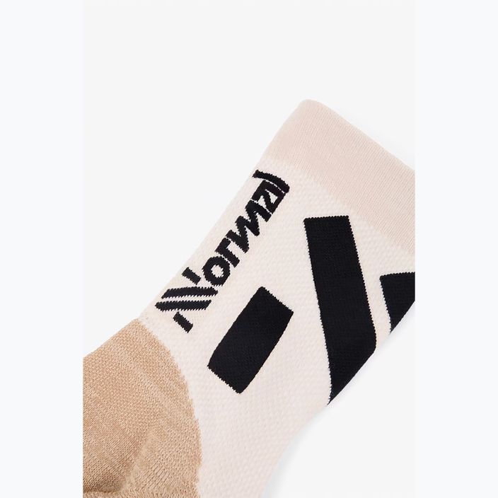 NNormal Race Low Cut compression running socks beige 2