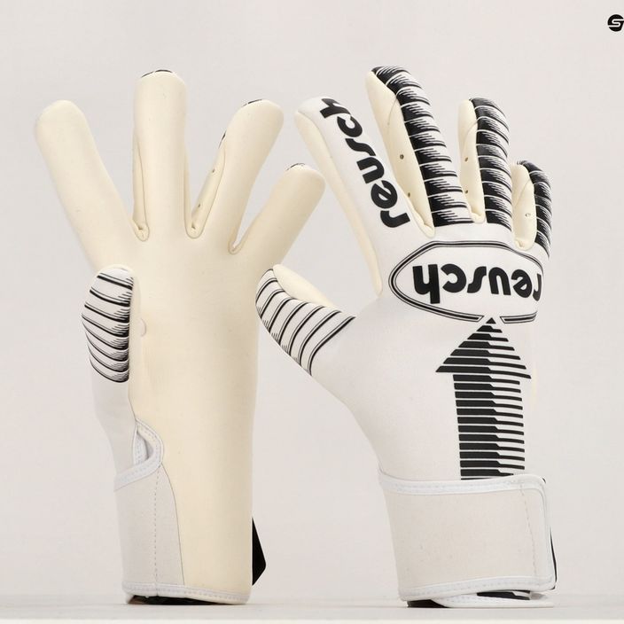 Reusch Arrow Gold X goalkeeper's gloves white 5370908-1100 11