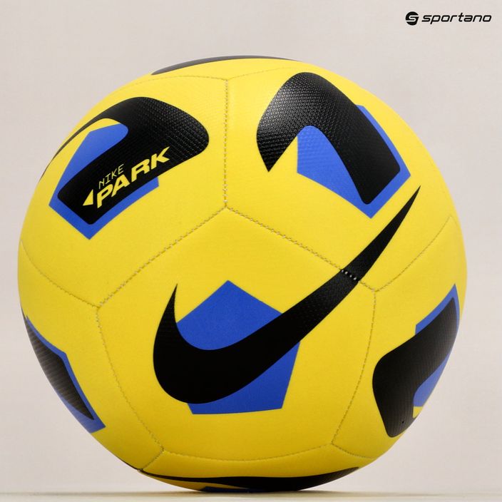 Nike Park Team 2.0 football ball DN3607-765 size 5 5