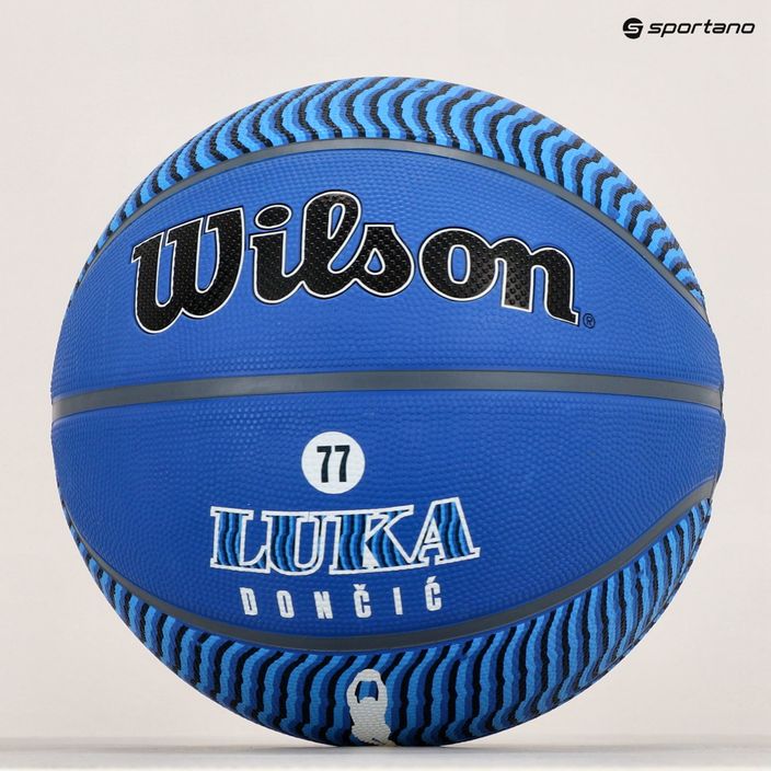 Wilson NBA Player Icon Outdoor Luka basketball WZ4006401XB7 size 7 10