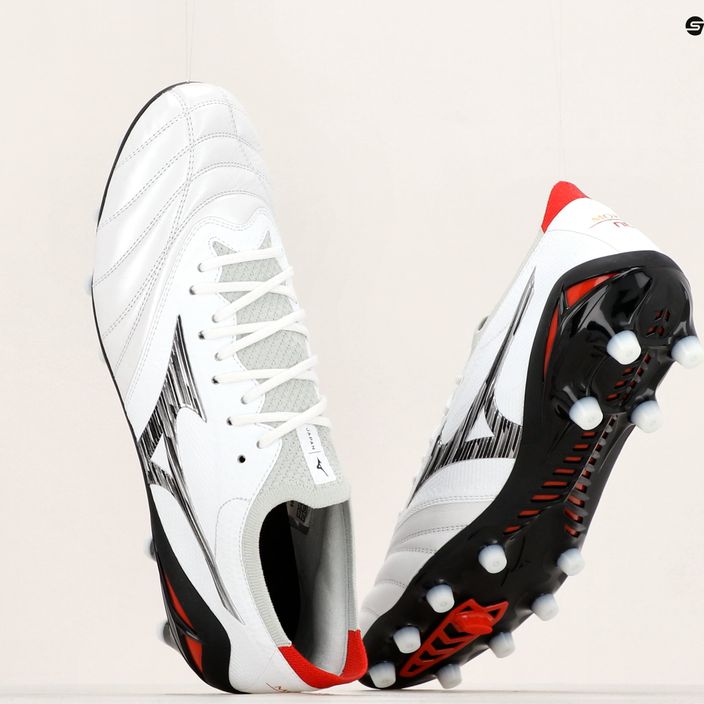 Mizuno Morelia Neo IV Beta JP MD men's football boots white/black/chinese red 13