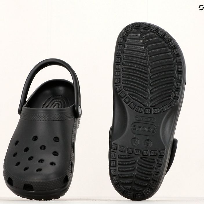 Crocs Classic flip-flops black 10001 13