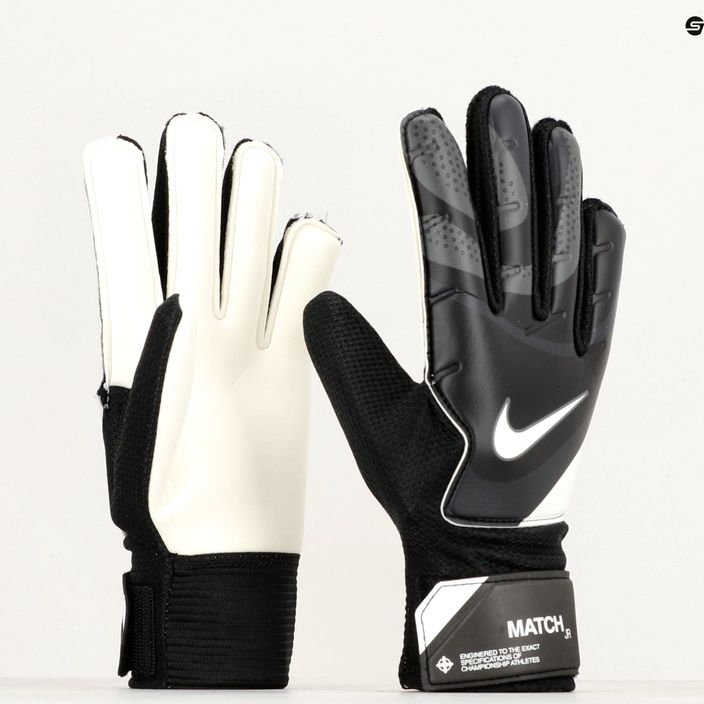 Nike Match children's goalkeeper gloves black/dark grey/white 6