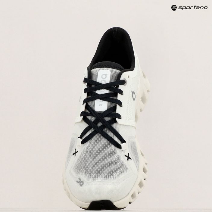 Women's running shoes On Running Cloud X 3 white/black 9