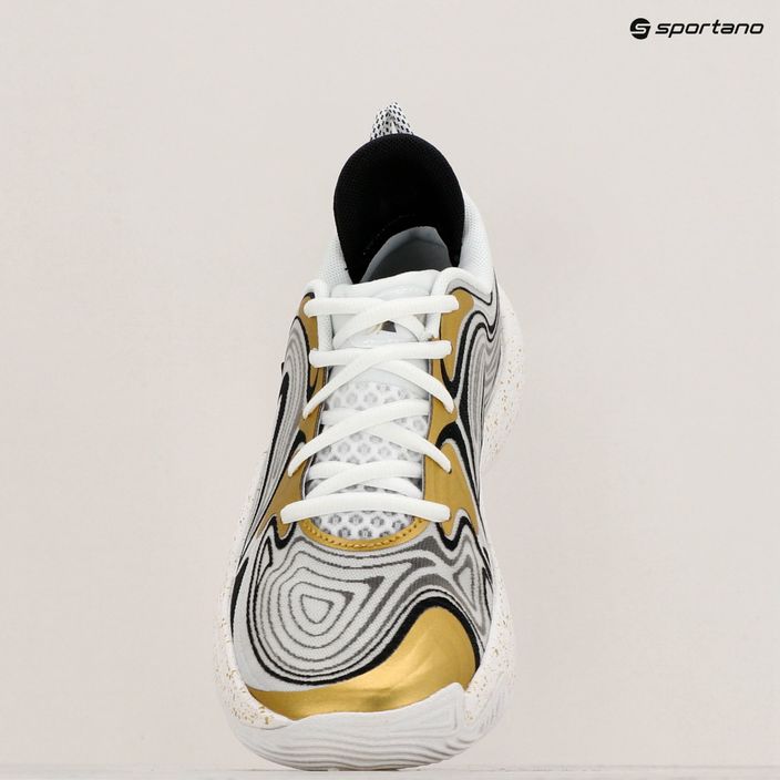 Under Armour Spawn 6 basketball shoes white/black/metallic gold 15
