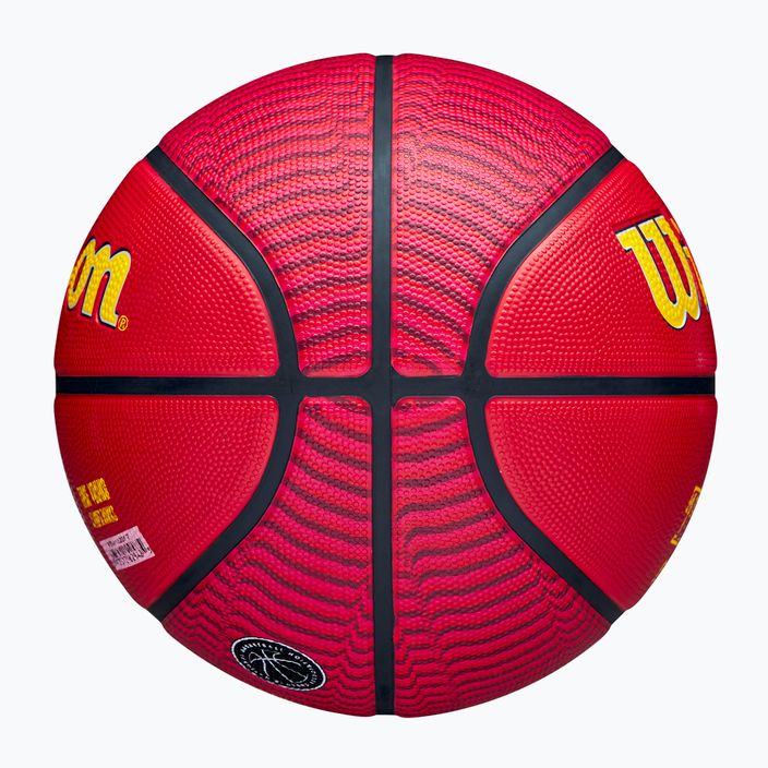 Wilson NBA Player Icon Outdoor Trae basketball WZ4013201XB7 size 7 4