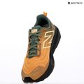Men's running shoes New Balance FuelCell Venym dried apricot 9