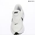 Women's running shoes Nike Revolution 8 EasyOn white/wolf grey/black 17