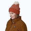 Patagonia Snowbelle winter beanie offset dot/burnished red 2