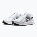 Men's running shoes Nike Run Defy white/black 3