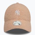 Women's New Era Borg 9FORTY New York Yankees pastel pink baseball cap 3