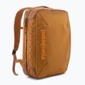 Hiking backpack Patagonia Black Hole Micro MLC 22 l cinnamon brown