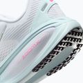 Women's running shoes  Nike Vomero 18 white/glacier blue/metallic silver 15