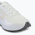 Women's running shoes Nike Revolution 8 sail/white/pencil point/chalk 7