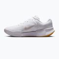 Women's tennis shoes Nike GP Challenge Pro white/summit white/linen/light orewood brown 2