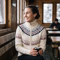 Women's sweater Woolcano SWT1092 Kremowy/Granatowy 10