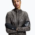 On Core black running gloves 5