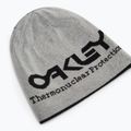 Oakley TNP Reversible blackout/white winter beanie 3