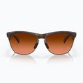 Oakley Frogskins Lite matte brown tortoise/prizm brown gradient sunglasses 2