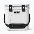 Portable fridge YETI Roadie white