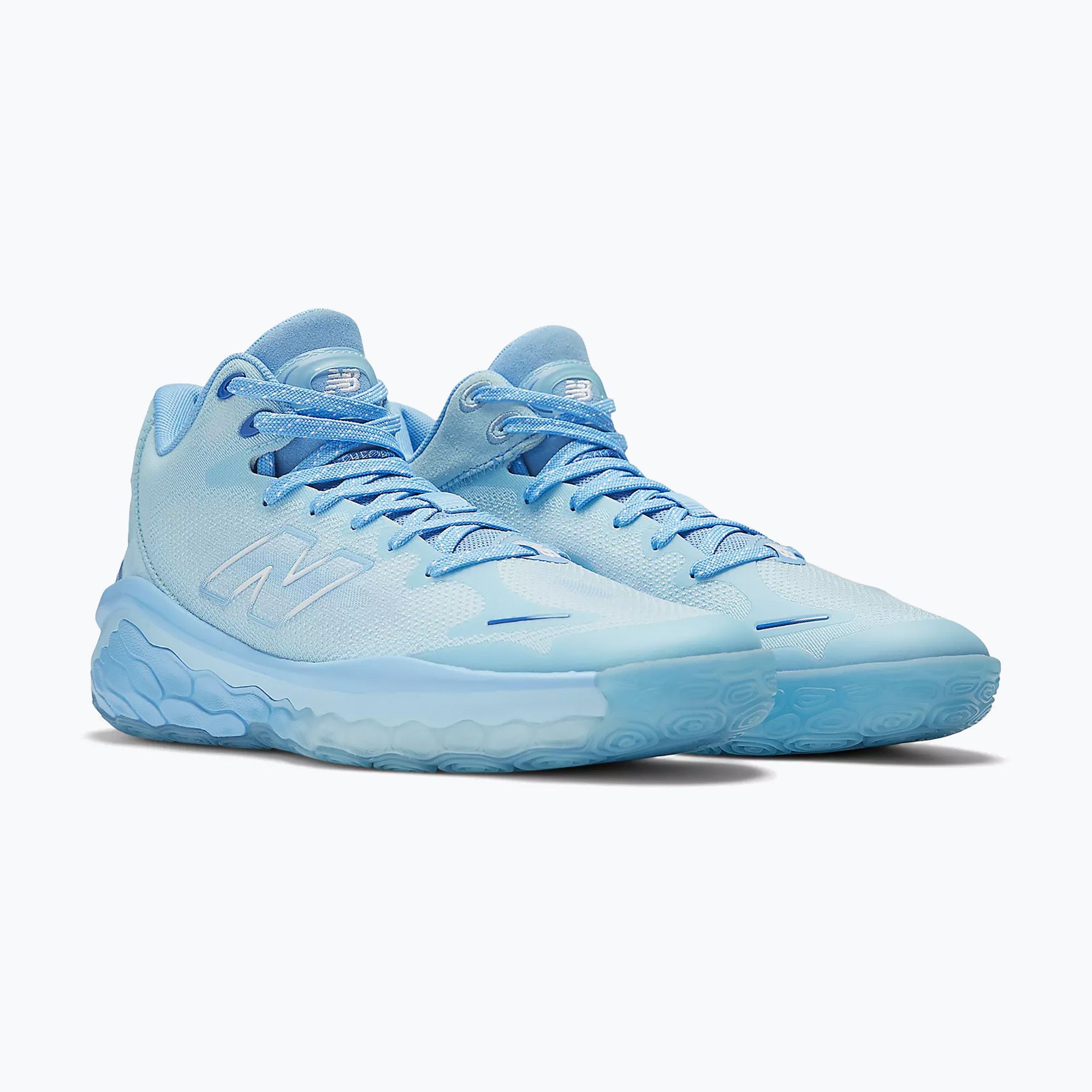 Baby blue 2024 basketball shoes