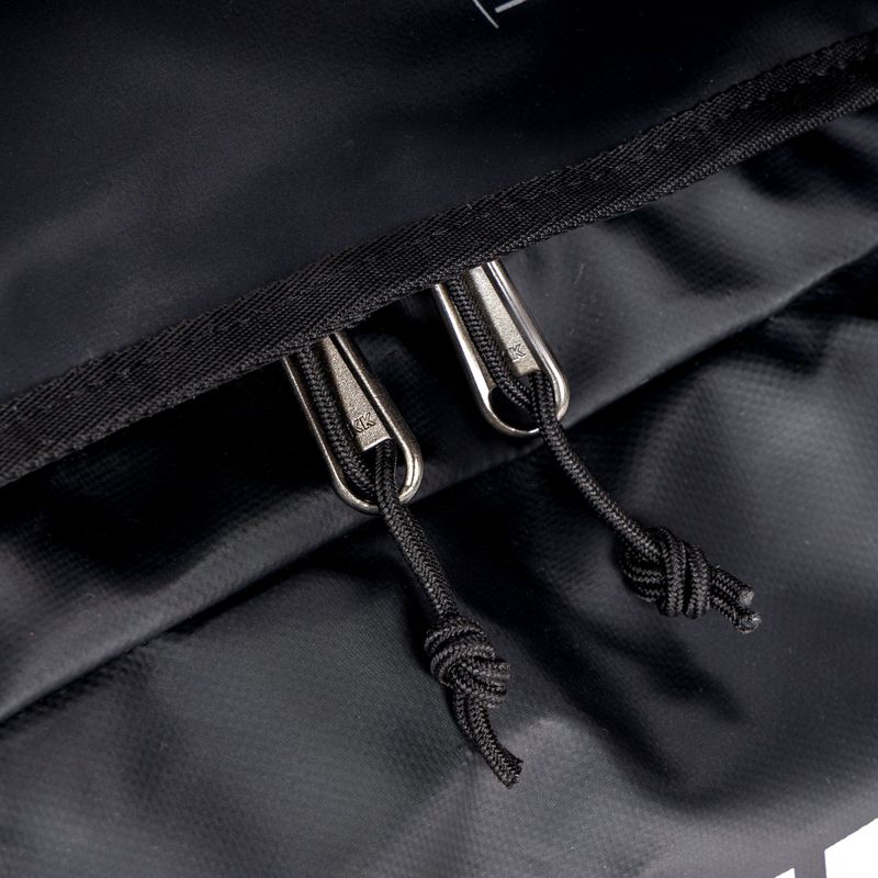 Thule Chasm Duffel 90L travel bag black 3204417 6