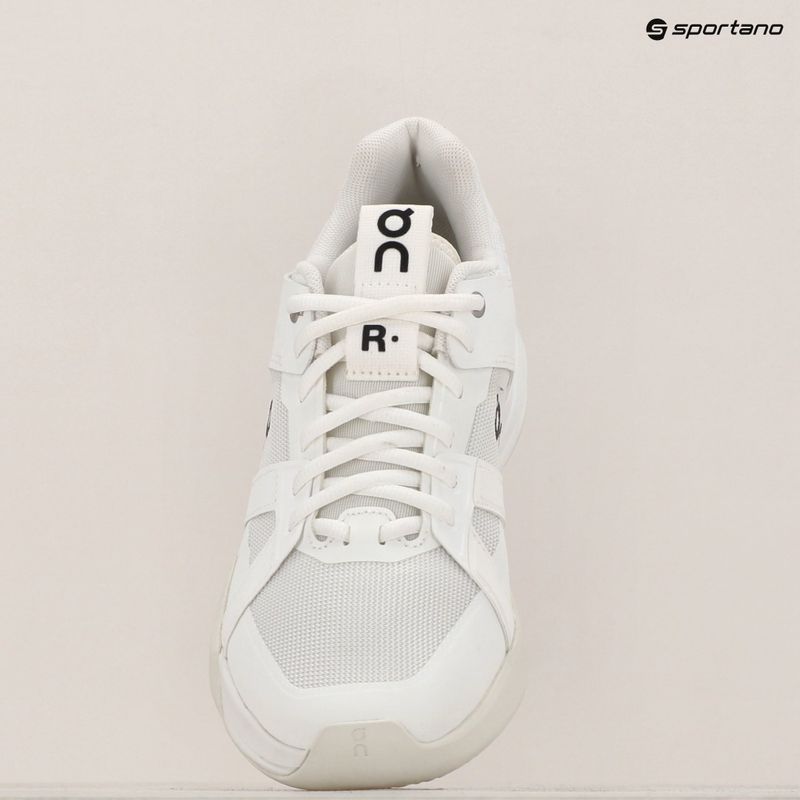 Women's tennis shoes On Running The Roger Clubhouse Pro white/ice 9