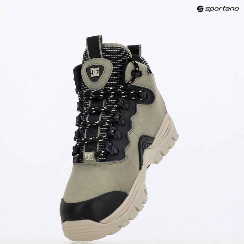 DC Navigator army /olive men's shoes 9