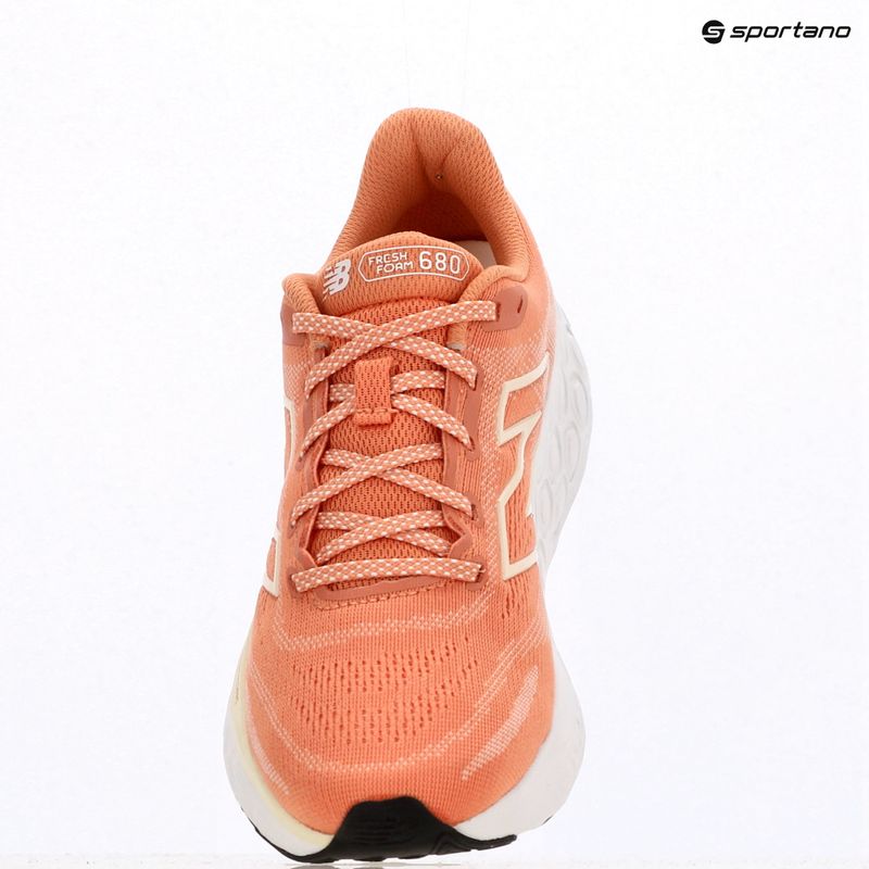 Women's running shoes New Balance Fresh Foam 680 v8 peach nectar 9