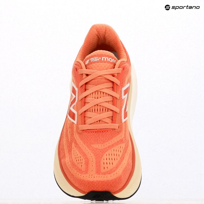 Women's running shoes New Balance Fresh Foam More V6 peach nectar 9