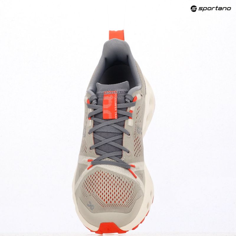 Women's On Cloudsurfer Trail running shoes fossil/ivory 9