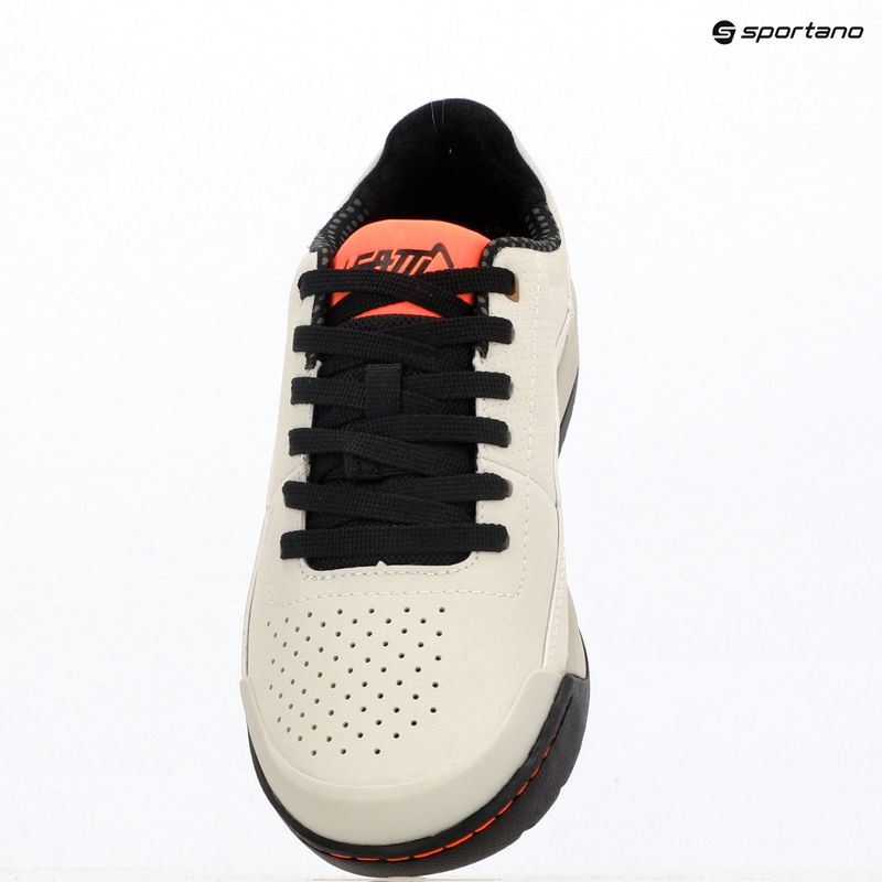 Women's cycling platform shoes Leatt Flat 2.0 W cream white 9