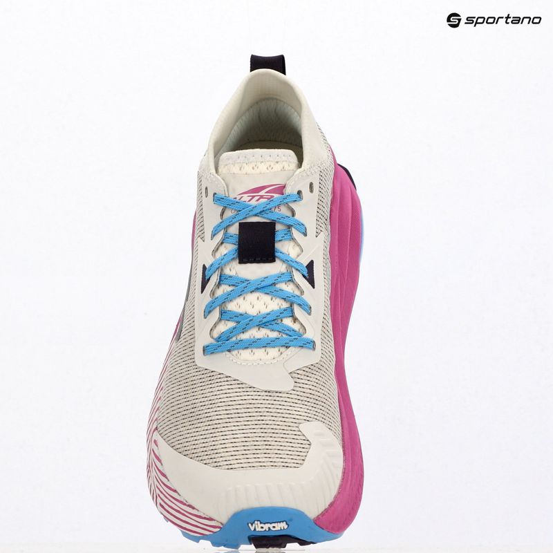 Women's running shoes Altra Olympus 275 white 9
