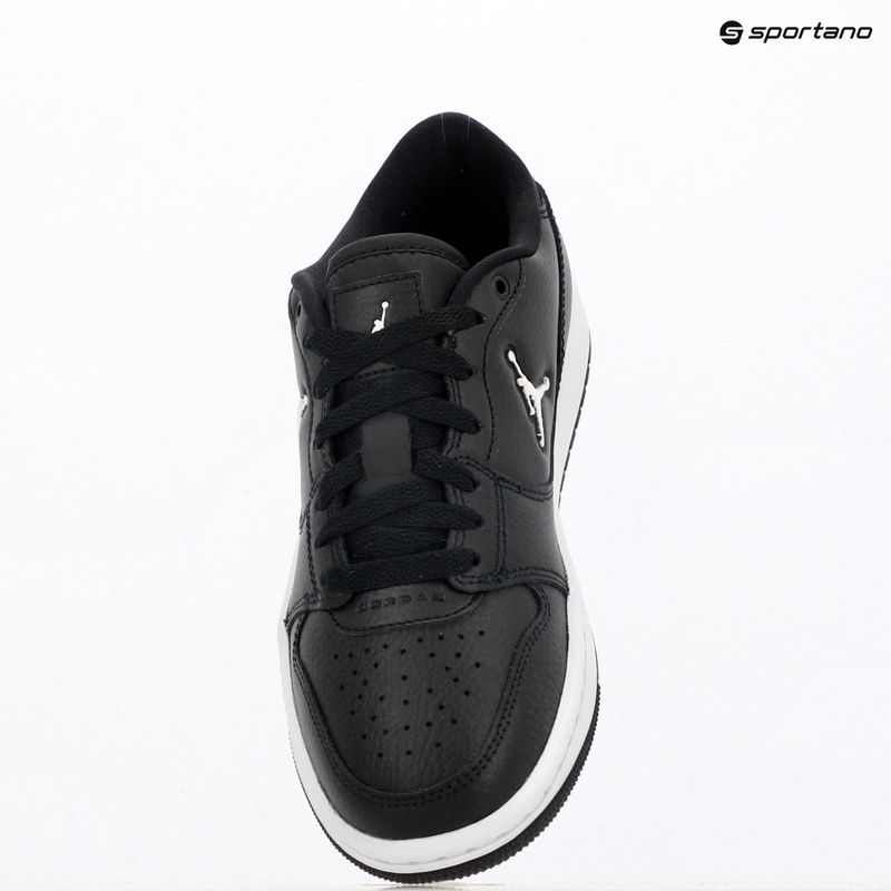 Children's shoes  Jordan Court Connect Low black/white 19