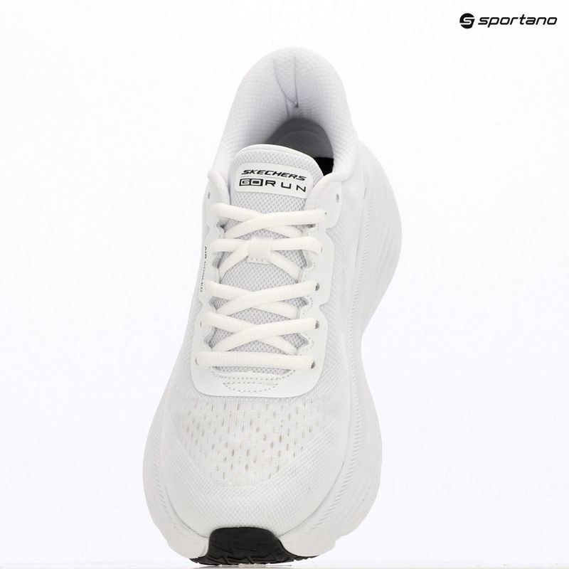 Women's shoes SKECHERS Max Cushioning Endeavour Hallandale white 11
