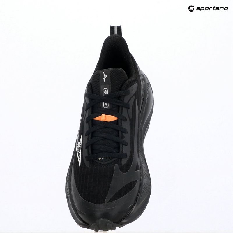 Women's running shoes Mizuno Neo Lumina black/white/black 9