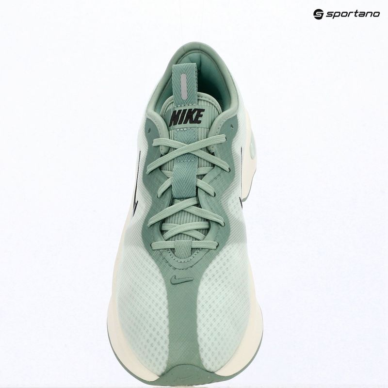 Women's shoes Nike Motiva 2 barely green/steam/sail/black 18